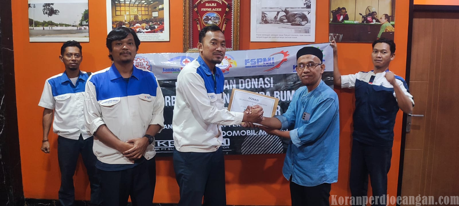 Terkumpul Jutaan Rupiah, FSPMI PT Suzuki Indomobil Serahkan Donasi Musibah Gempa NTT Melalui DPP FSPMI