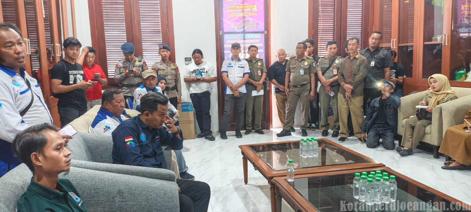 Pasca Aksi di Grahadi, Disnakertrans Jatim Panggil Pengusaha Terkait Kelebihan Jam Kerja