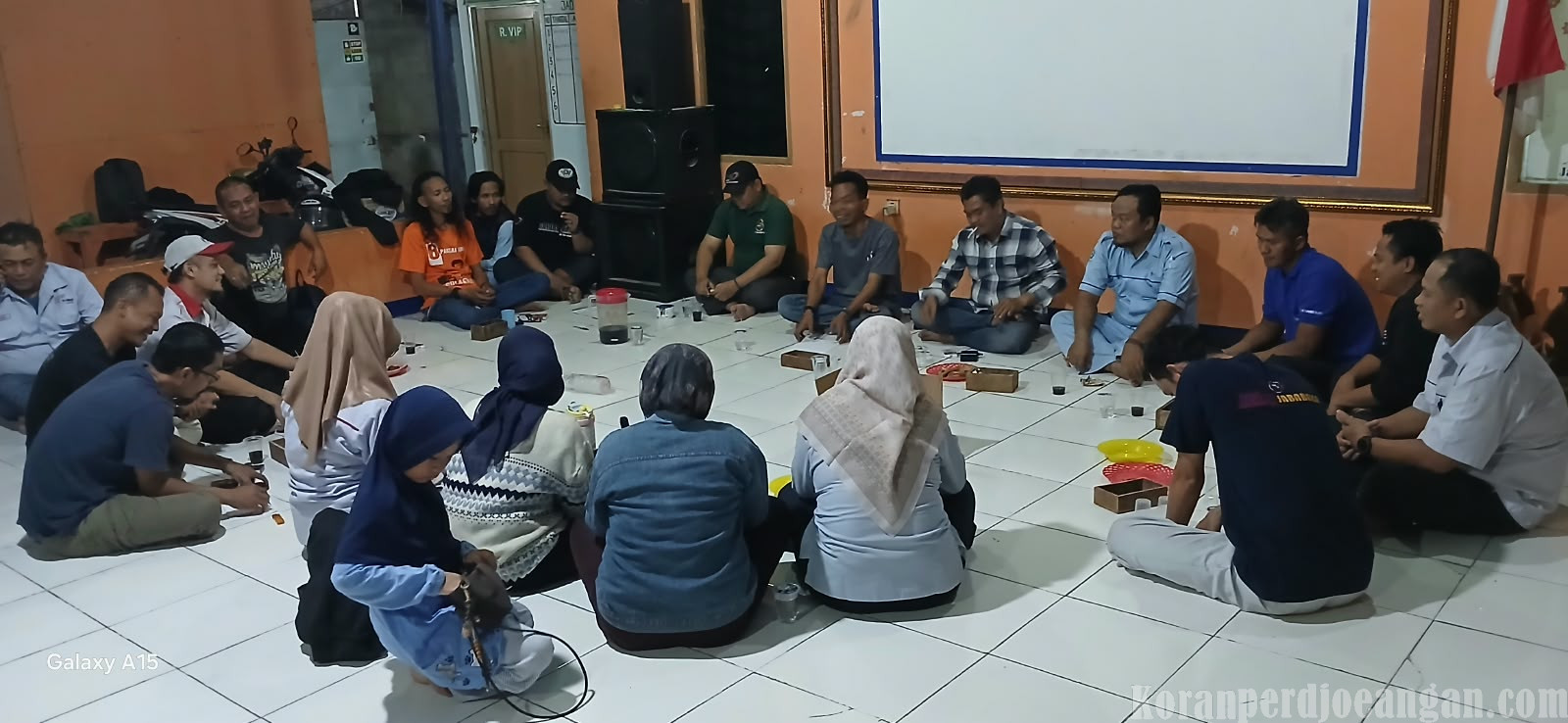 Demi Suksesnya Kegiatan New Saung Buruh, Pengurus FKJ FSPMI Adakan Rapat Bersama Crew
