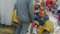 Relawan Jamkeswatch FSPMI Tetap Aktif Bantu Pasien di Tengah Kesibukan Kerja Relawan Jamkeswatch FSPMI Tetap Aktif Bantu Pasien di Tengah Kesibukan Kerja