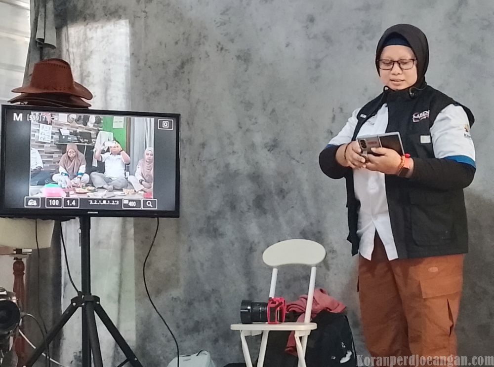 Merlin Sanjaya Bekali Tim Media PUK SAMI TF Pengetahuan Dasar Fotografi