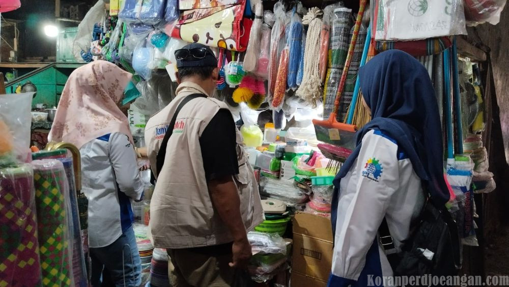 FSPMI Semarang Raya Turun ke Pasar, Survei KHL untuk Perjuangkan UMK 2027