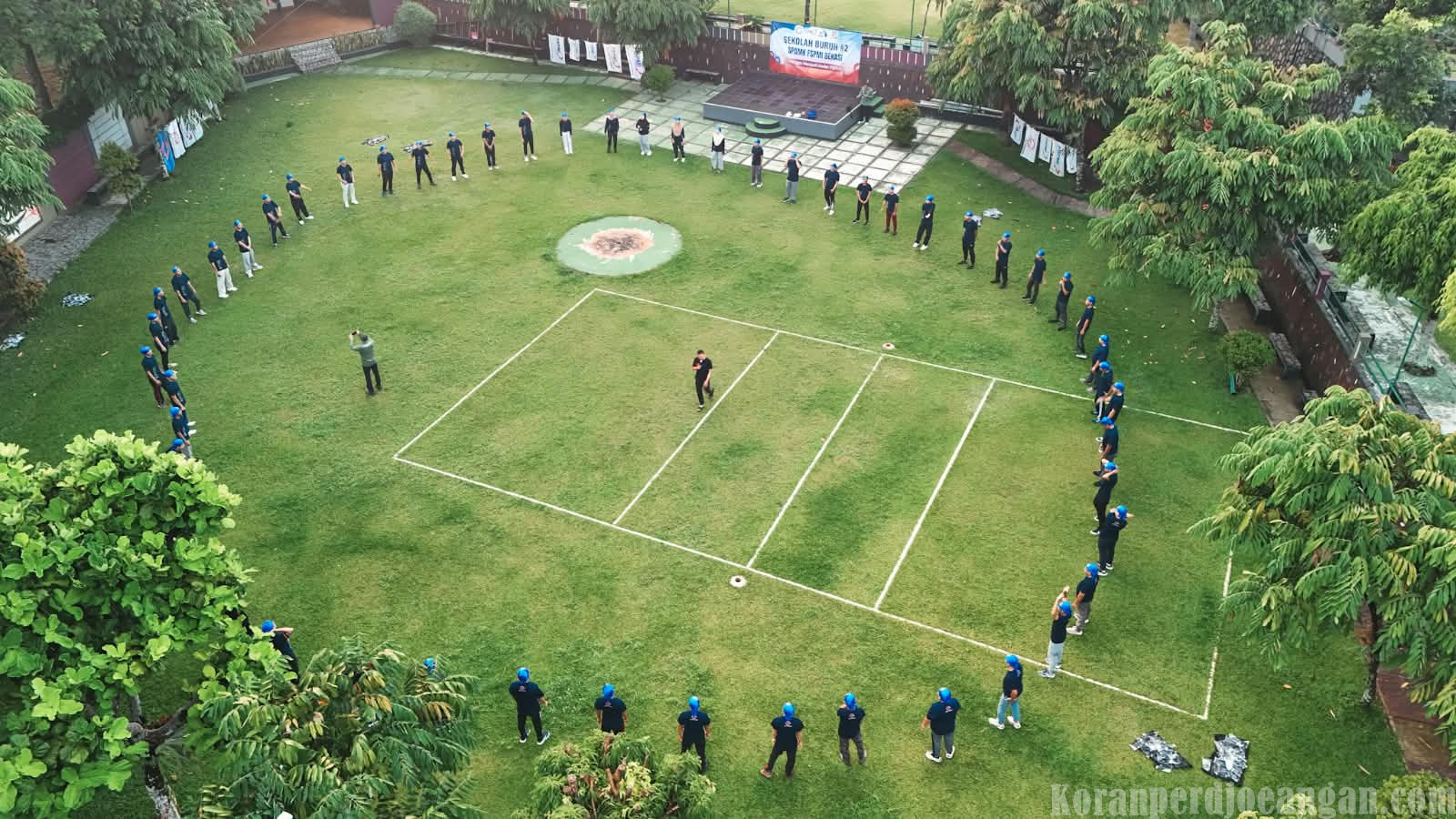 Sekolah Buruh 2 SPAMK FSPMI Bekasi Latih Kekompakan dan Solidaritas Melalui Kegiatan Outbond