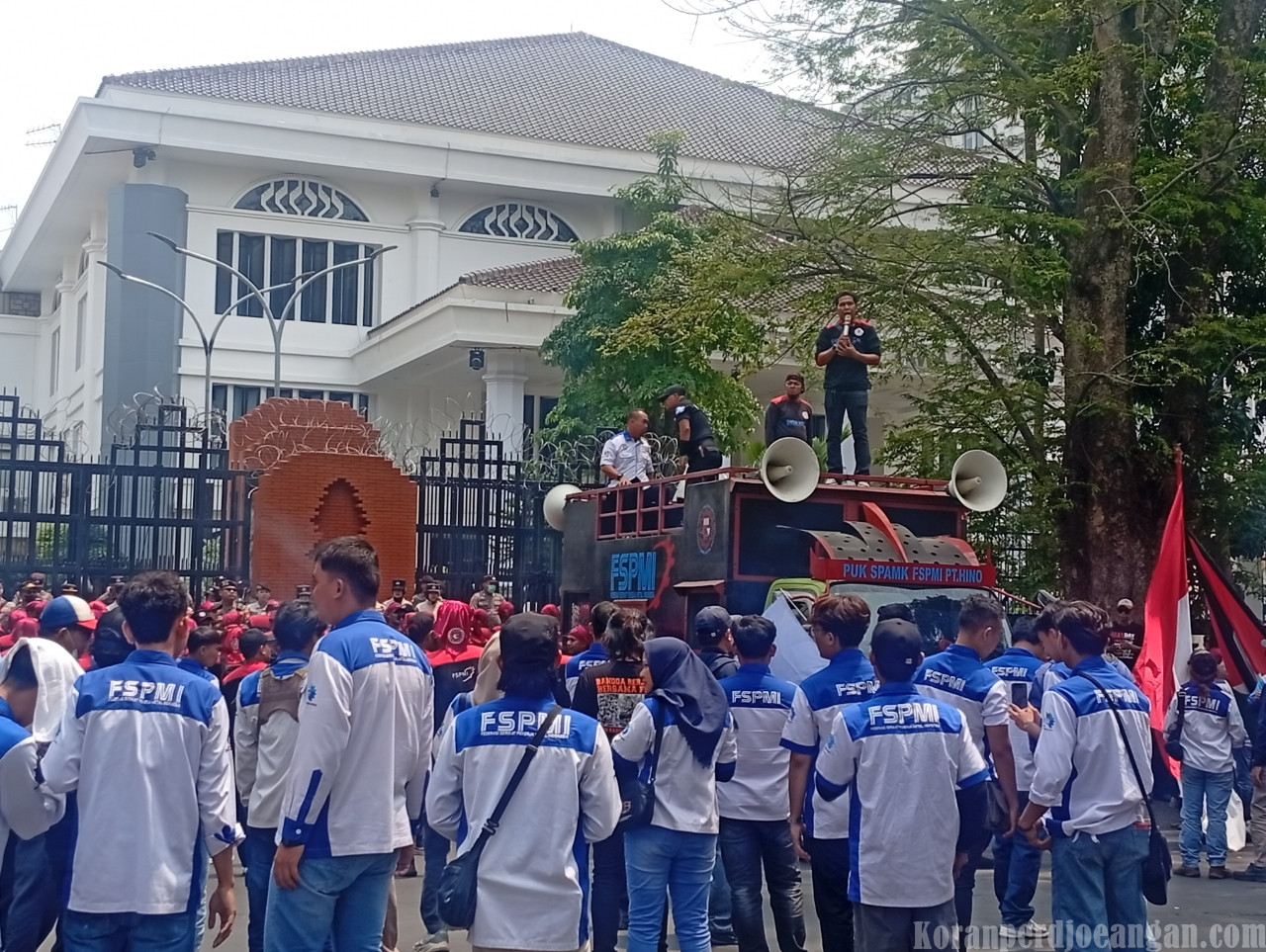 Aksi Serentak FSPMI, Gerakan Buruh yang Tak Bisa Dianggap Kaleng-Kaleng