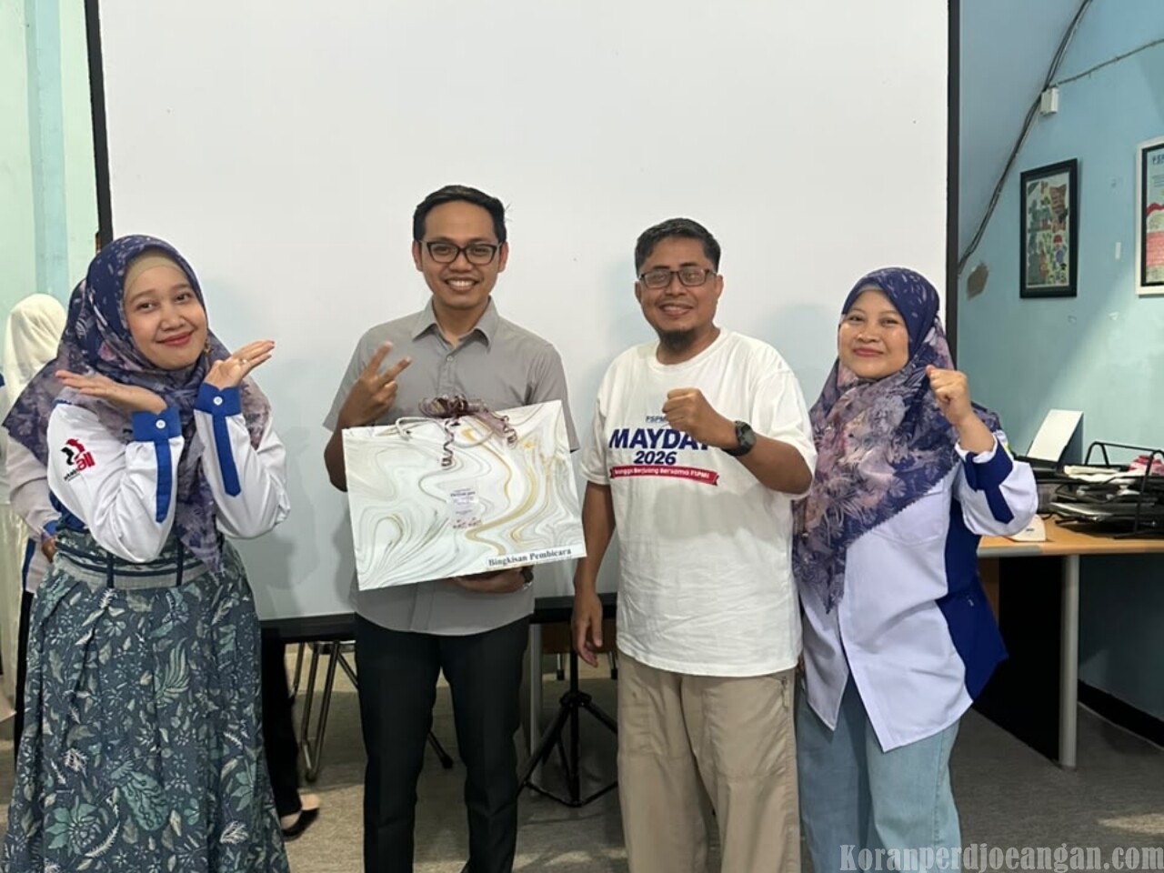 Waspada dan Kenali Sejak Dini: Bidang 6 Pemberdayaan Perempuan Serikat Pekerja FSPMI PT SAI Gelar Diskusi Kesehatan Bahaya Diabetes Melitus Bersama dr Alfa Ajinata AA, Sp PD