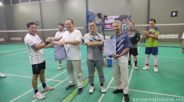 Pererat Solidaritas, FSPMI Astemo dan Hino Gelar Badminton Persahabatan