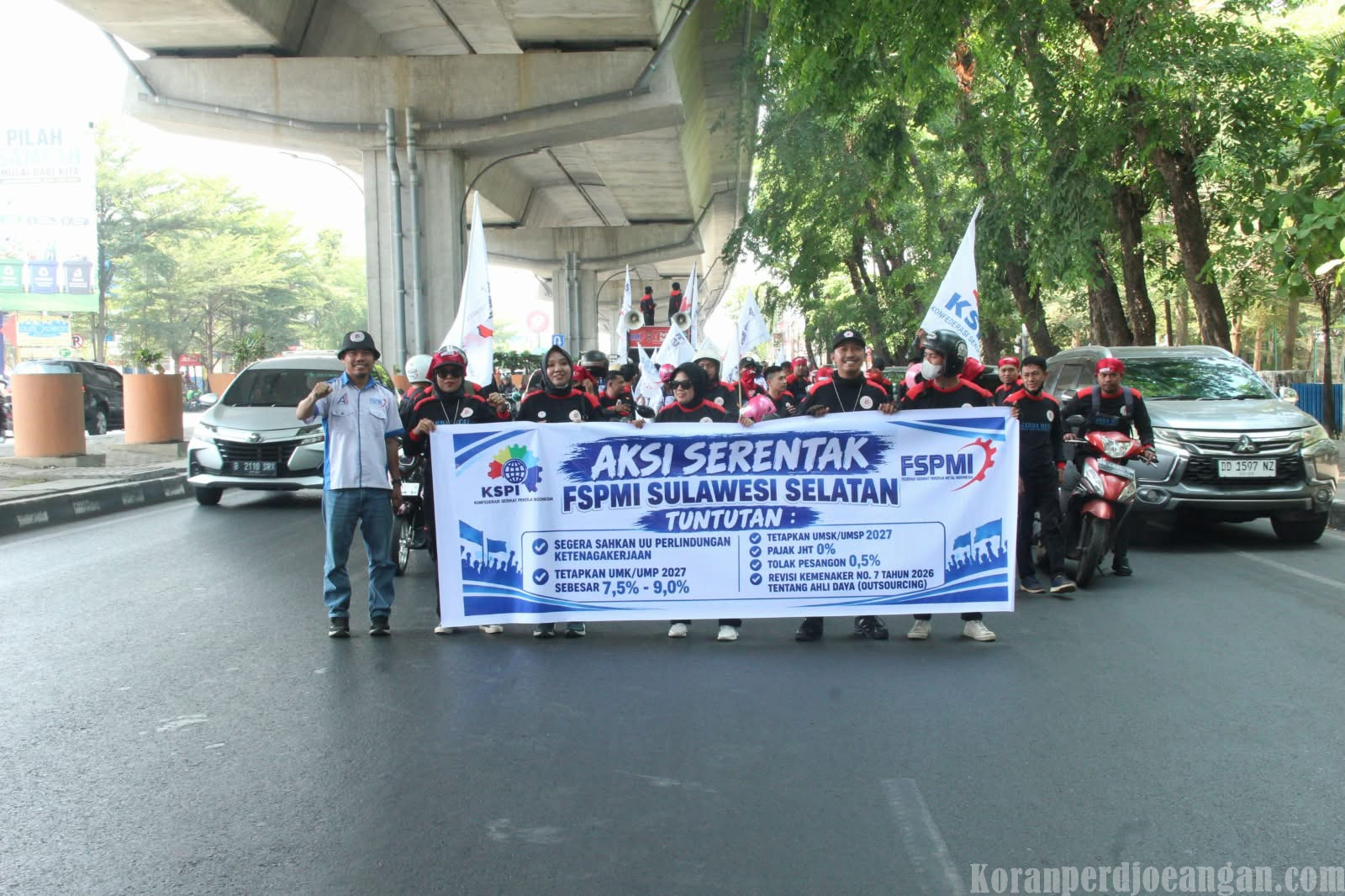 Aksi Serentak, FSPMI Sulsel Kawal Kenaikan Upah Dan UU Pelindungan Buruh