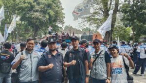 PUK SPAMK FSPMI PT TVS MCI Turun ke Jalan, Gelar Aksi di DPRD Jabar Bawa Lima Tuntutan Krusial Buruh