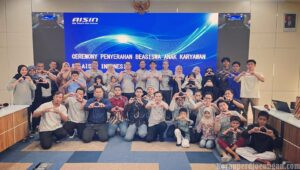 PUK SPAMK FSPMI PT Aisin Indonesia Bersama Manajemen Salurkan Beasiswa Anak Karyawan