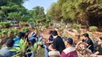 Jelang Musnik ke-9, PUK SPAMK FSPMI PT Dasa Windu Agung Ziarah ke Makam Pendiri PUK 
