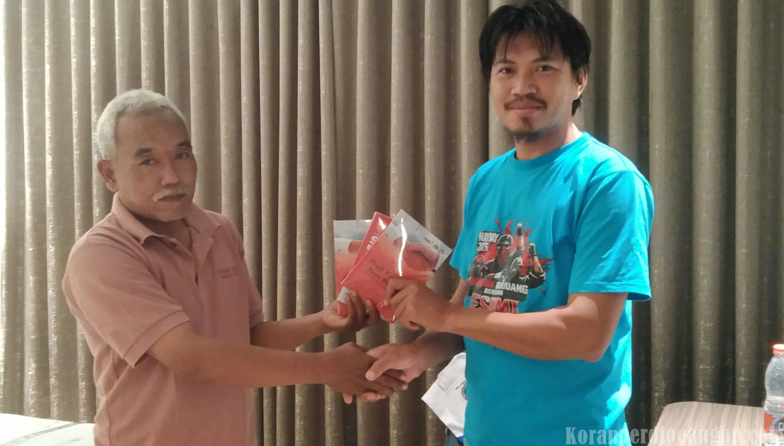Perkuat Kapasitas Organisasi, PP SPLP FSPMI Serahkan Silabus Pendidikan dan Draf PKB kepada PC Morowali