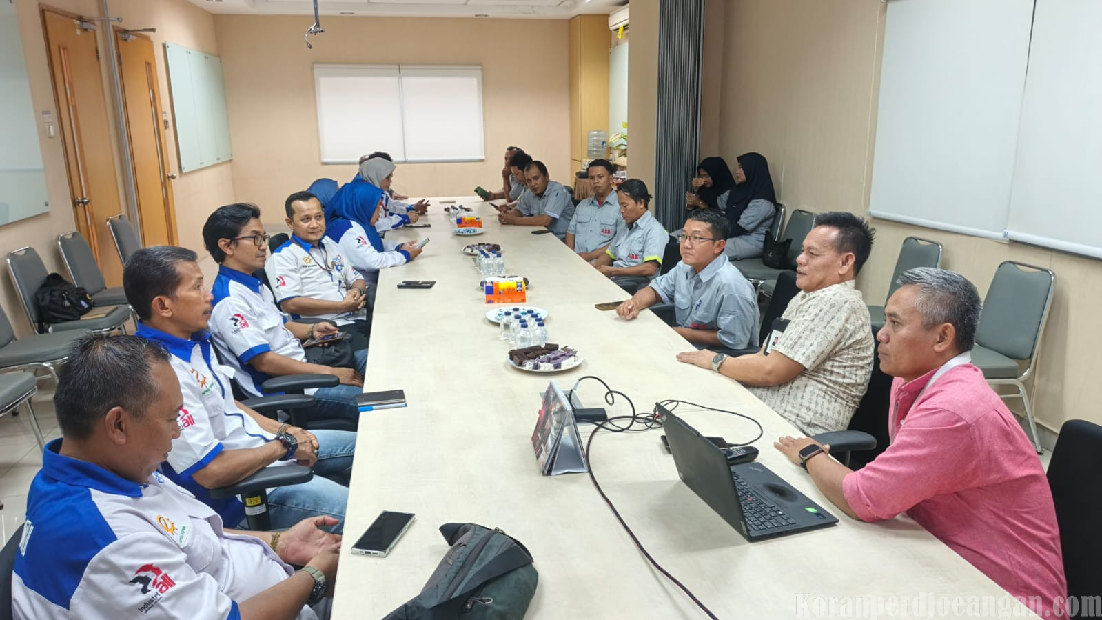 Perkuat Hubungan Industrial, PC SPEE FSPMI Bekasi Kunjungi PT. ABB Sakti Industri