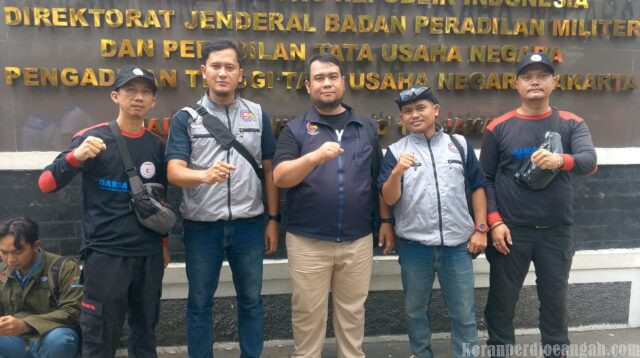 Buruh FSPMI Karawang Kawal Sidang di PTUN Jakarta