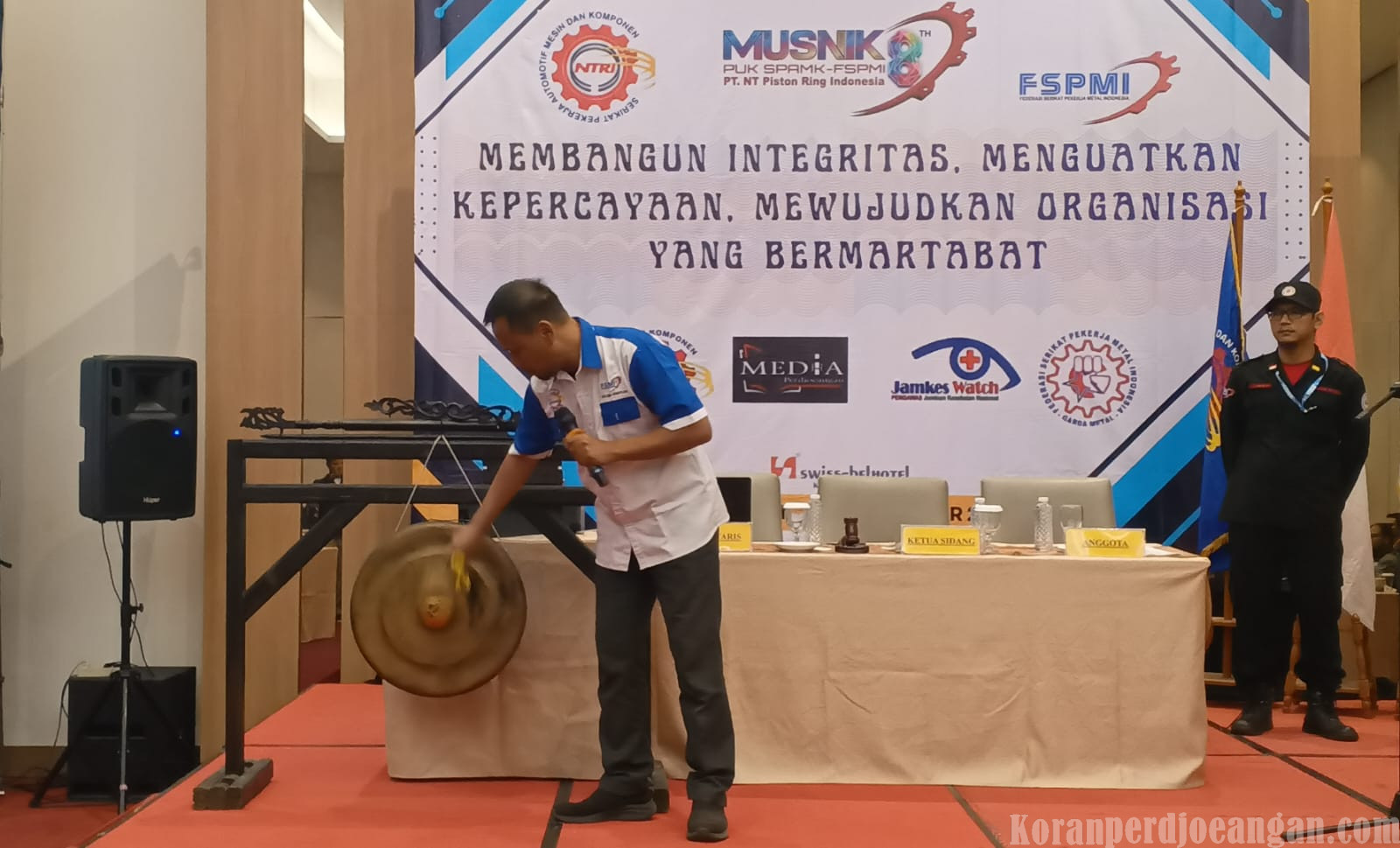 Ketua PC SPAMK FSPMI Karawang Asmat Serum, Resmi Membuka MUSNIK VIII PUK SPAMK FSPMI PT NT Piston Ring Indonesia