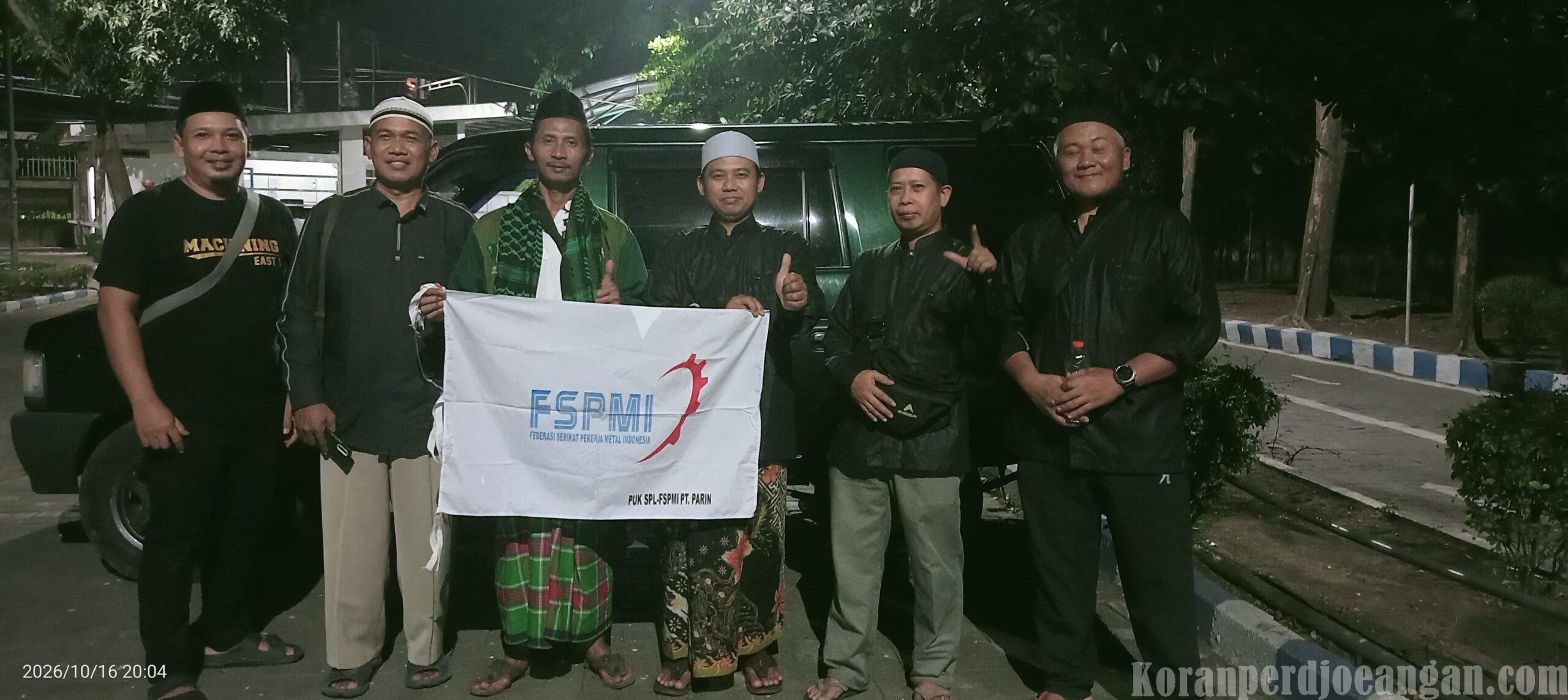 Perjuangan Buruh Lewat Jalur Spiritual, Jamaah Istighosah PT Parin Ziarah ke Makam Mbah Sinari