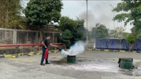 PUK PT URC Indonesia mendukung Pelatihan  Tanggap Darurat Kebakaran ( Fire Drill ) 