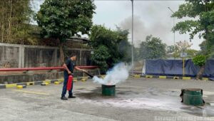 PUK PT URC Indonesia mendukung Pelatihan  Tanggap Darurat Kebakaran ( Fire Drill ) 