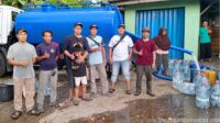 Serikat Pekerja FSPMI PT Sari Takagi Elok Produk Salurkan Air Bersih untuk Warga Terdampak Kekeringan