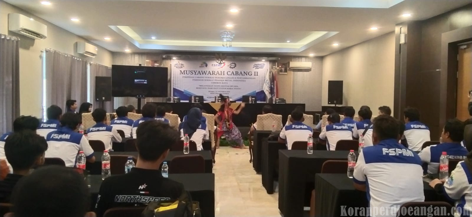Muscab II SPLP FSPMI Cirebon Raya Dibuka dengan Tari Topeng, Usung Semangat Perjuangan Nyata