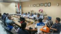 Kunjungan Kerja PC SPEE FSPMI Bekasi, Perkuat Silaturahmi dan Komunikasi dengan PUK serta Manajemen PT. KMK Plastics Indonesia Kunjungan Kerja PC SPEE FSPMI Bekasi, Perkuat Silaturahmi dan Komunikasi dengan PUK serta Manajemen PT. KMK Plastics Indonesia