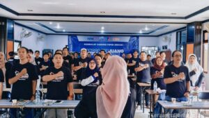 Tak Hanya Berjuang di Pabrik, 52 Buruh Bekasi Belajar Menulis Berita