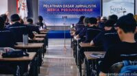 Media Perdjoeangan Bekasi: Cetak Jurnalis Muda yang Kritis dan Berintegritas Melalui Pena Media Media Perdjoeangan Bekasi: Cetak Jurnalis Muda yang Kritis dan Berintegritas Melalui Pena Media
