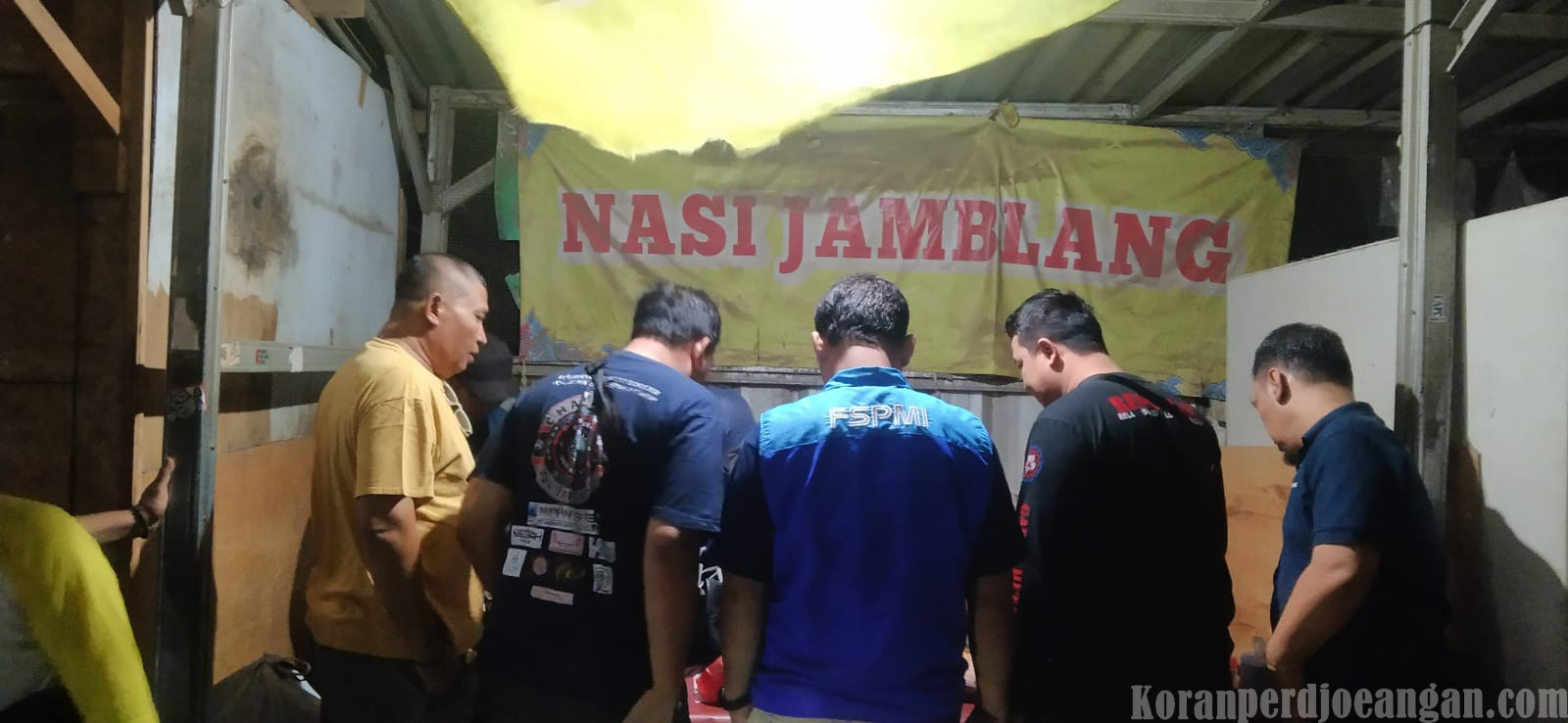 Berburu Nasi Jamblang di Pasar Jaga Satru, Nikmati Kuliner Khas Cirebon